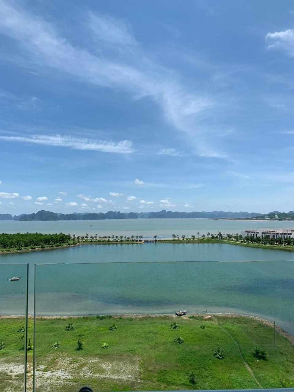 Sunday Premium Apartment Ha Long Esterno foto