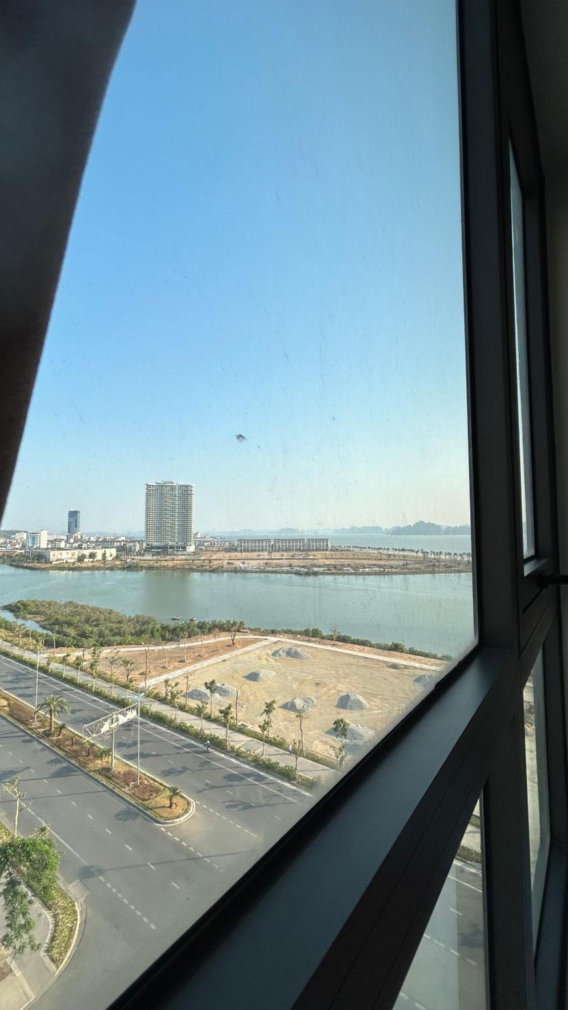 Sunday Premium Apartment Ha Long Esterno foto